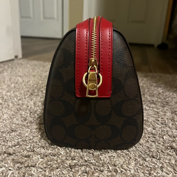 NWOT COACH RED ROWAN WITH STRAP in perfect condition with strap - Picture 2 of 10